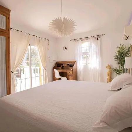 Alba Ibiza Villa Santa Eularia des Riu