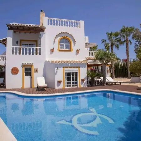 Alba Ibiza Santa Eularia des Riu